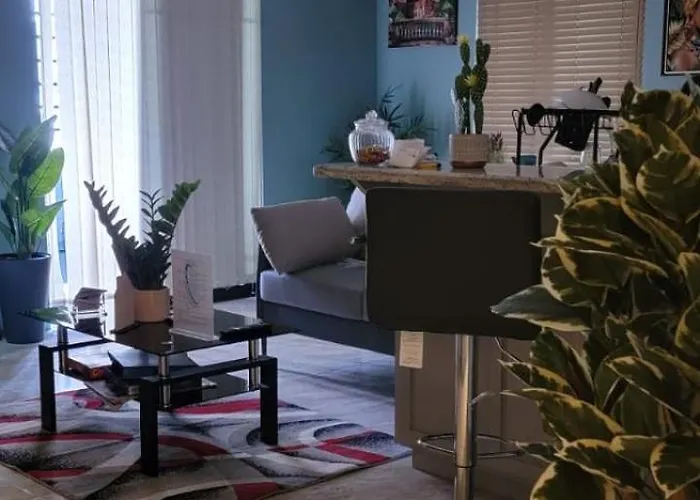 Addvantage Point Apartment